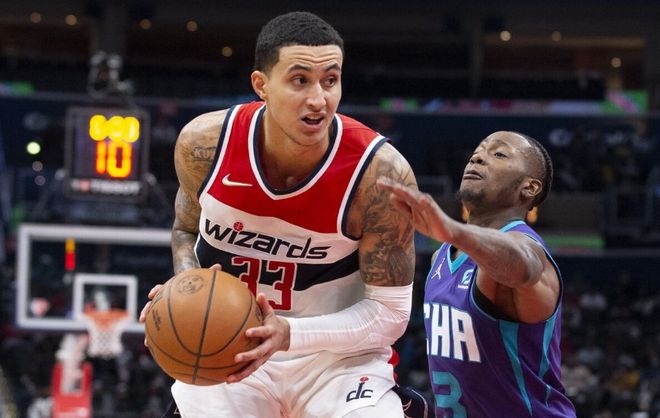 每位队员都 每位队员都