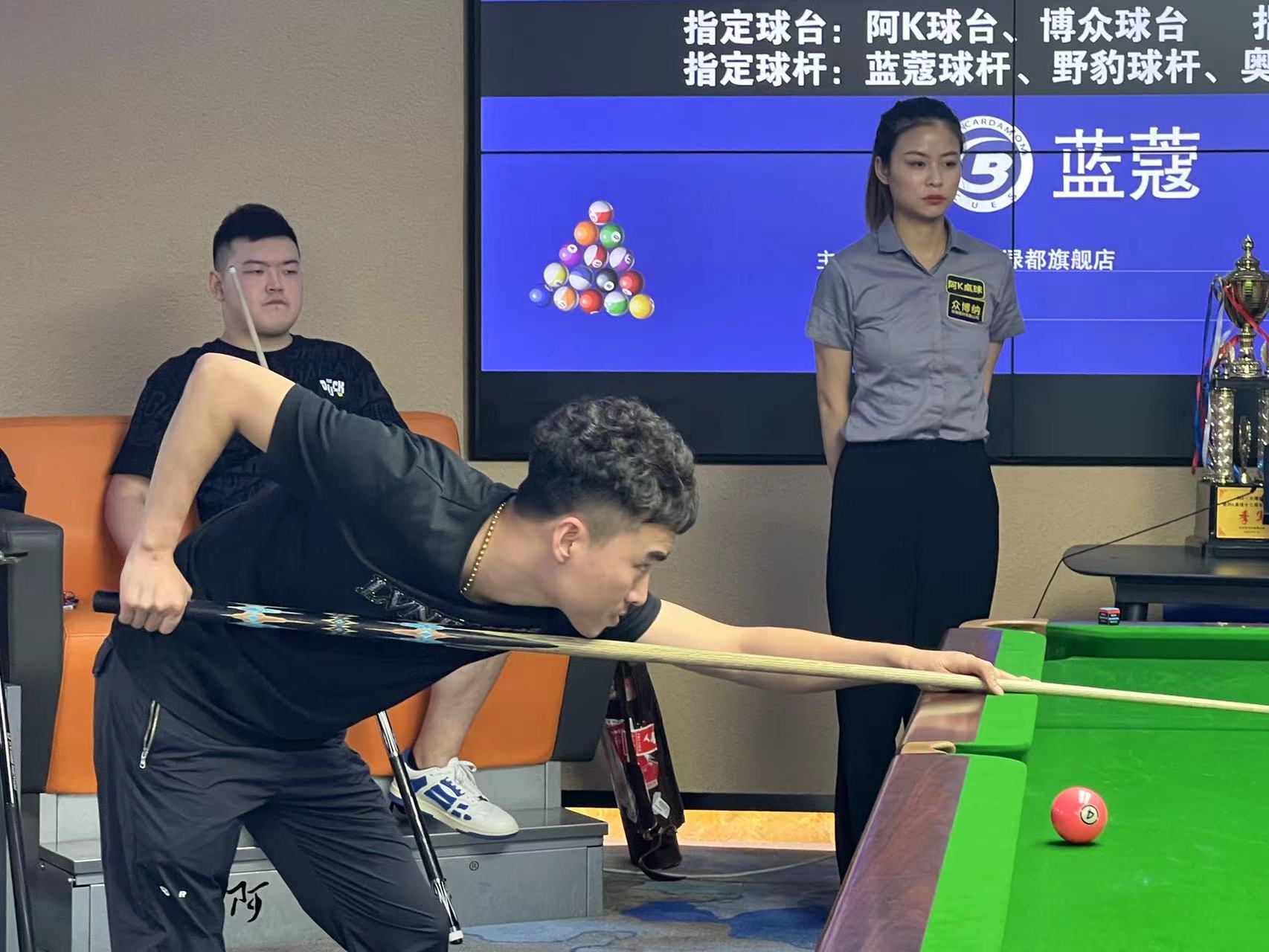 尤其是在转 尤其是在转