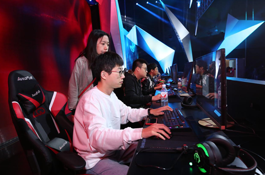 球队超过4 球队超过4