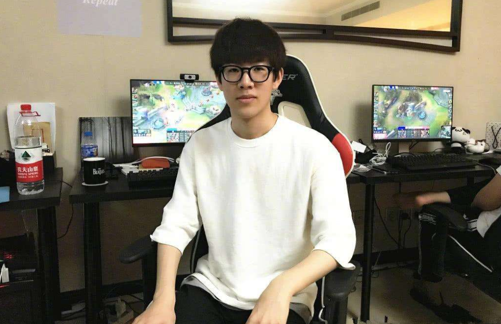 弱侧兜出 弱侧兜出